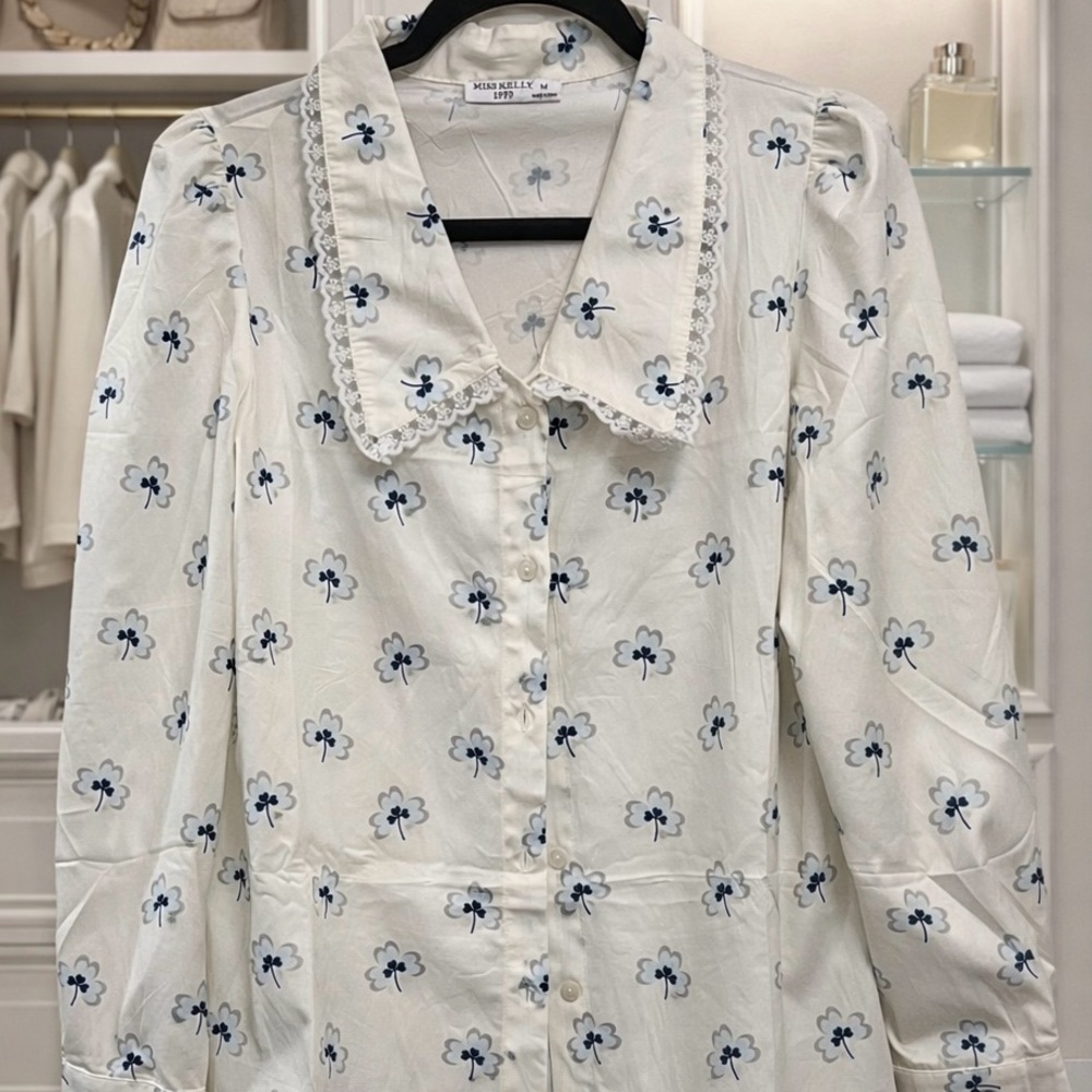 White Floral Statement
Blouse by Miss Kelly 1999